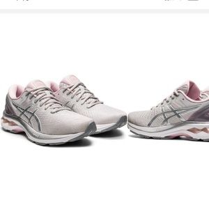 ASICS gel kayano 27. EUC.